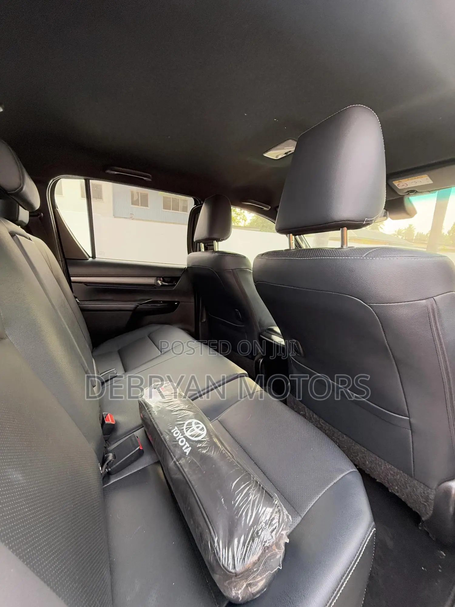 Toyota Hilux Revo Double Cab Deisel 2.4 AWD 2022 Gray