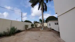 8bdrm Apartment in Labone for rent