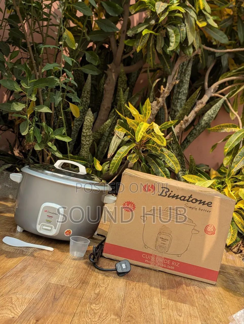 Binatone Rice Cooker - 5.6 Litre Silver