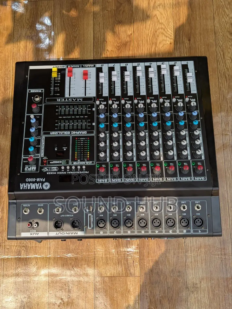 YAMAHA 8-Channel Mixer With in-Built Amplifier