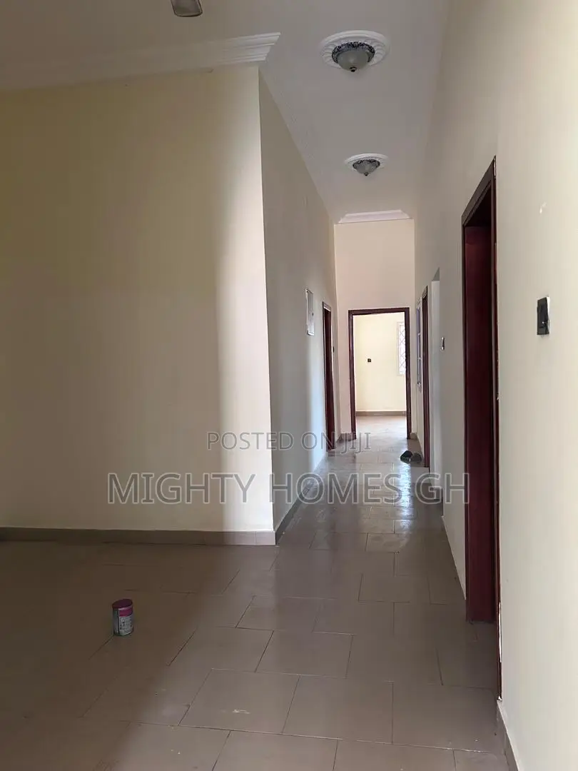 3bdrm Apartment in Mighty Homes, Kasoa for rent