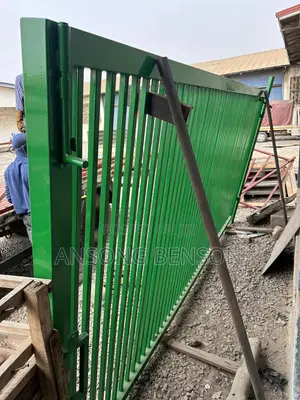 Galvanized Steel Coated Gate Available