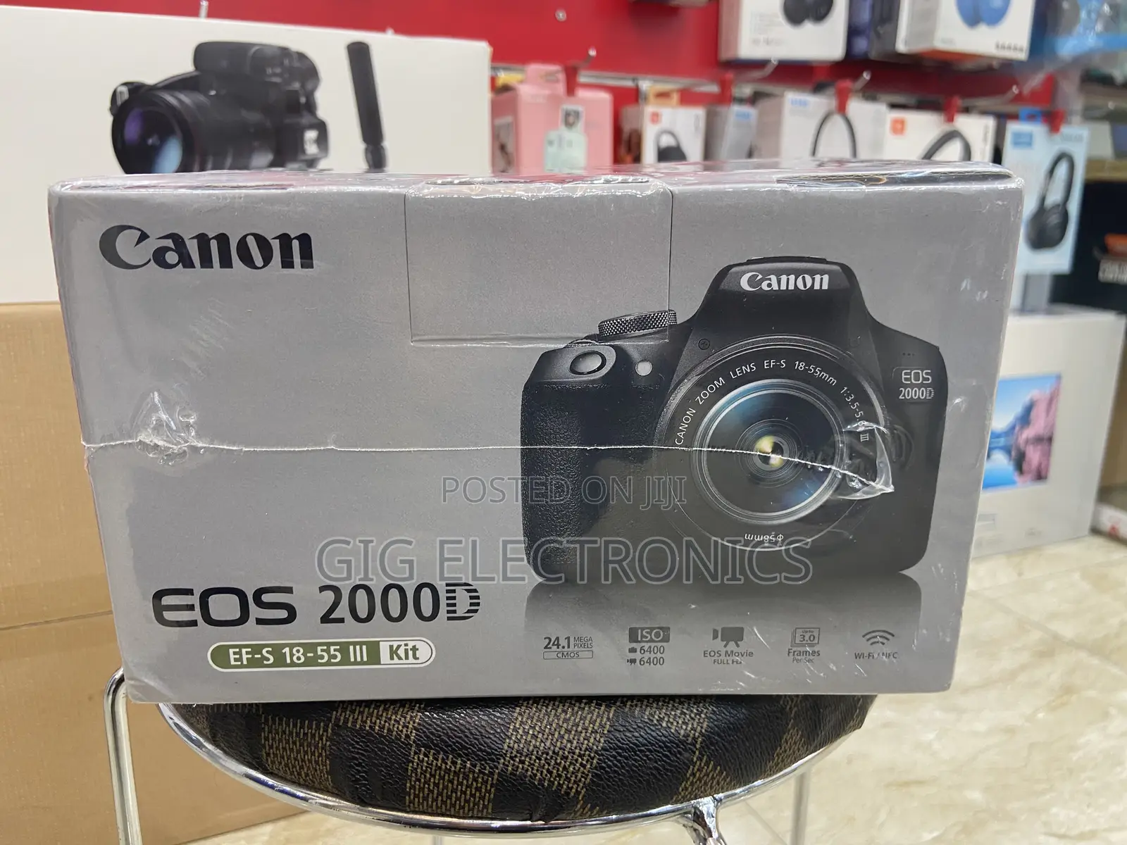 Canon EOS 2000D DSLR Camera With EFS, 18-55mm III Lens Kit