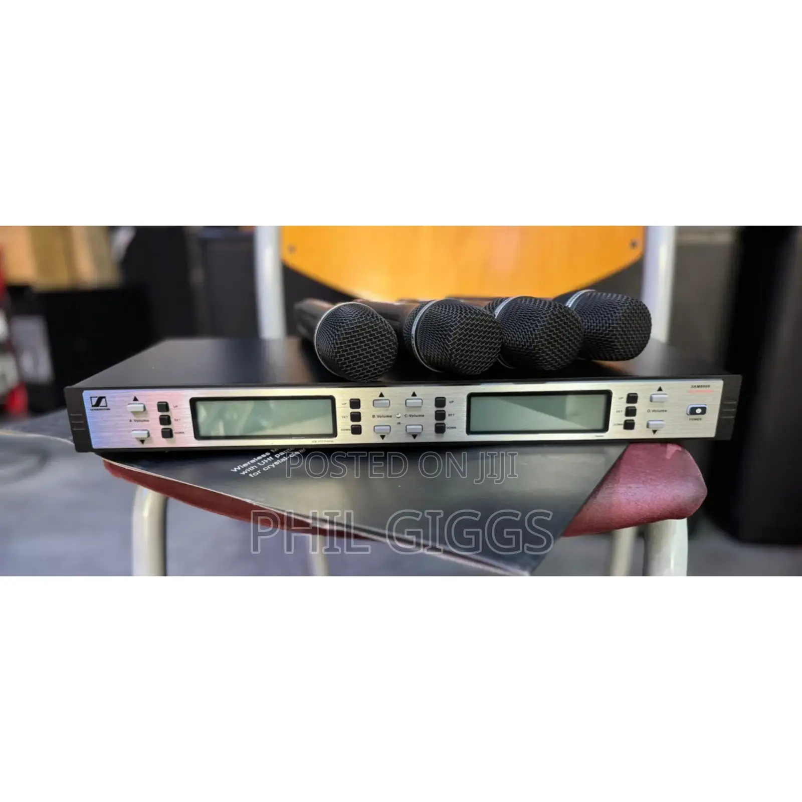 Sennisher SKM9900 Cordless Mic