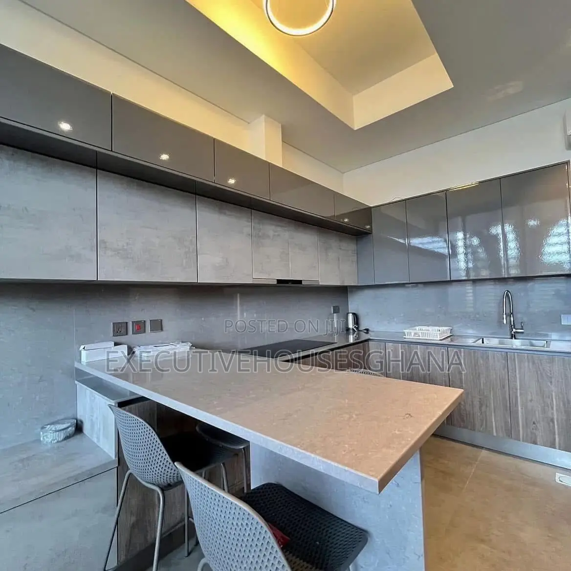 Luxury 3 Bedroom Furnished Apartment for Monthly Stays
