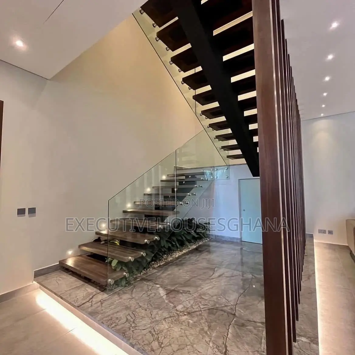 Luxury 3 Bedroom Furnished Apartment for Monthly Stays