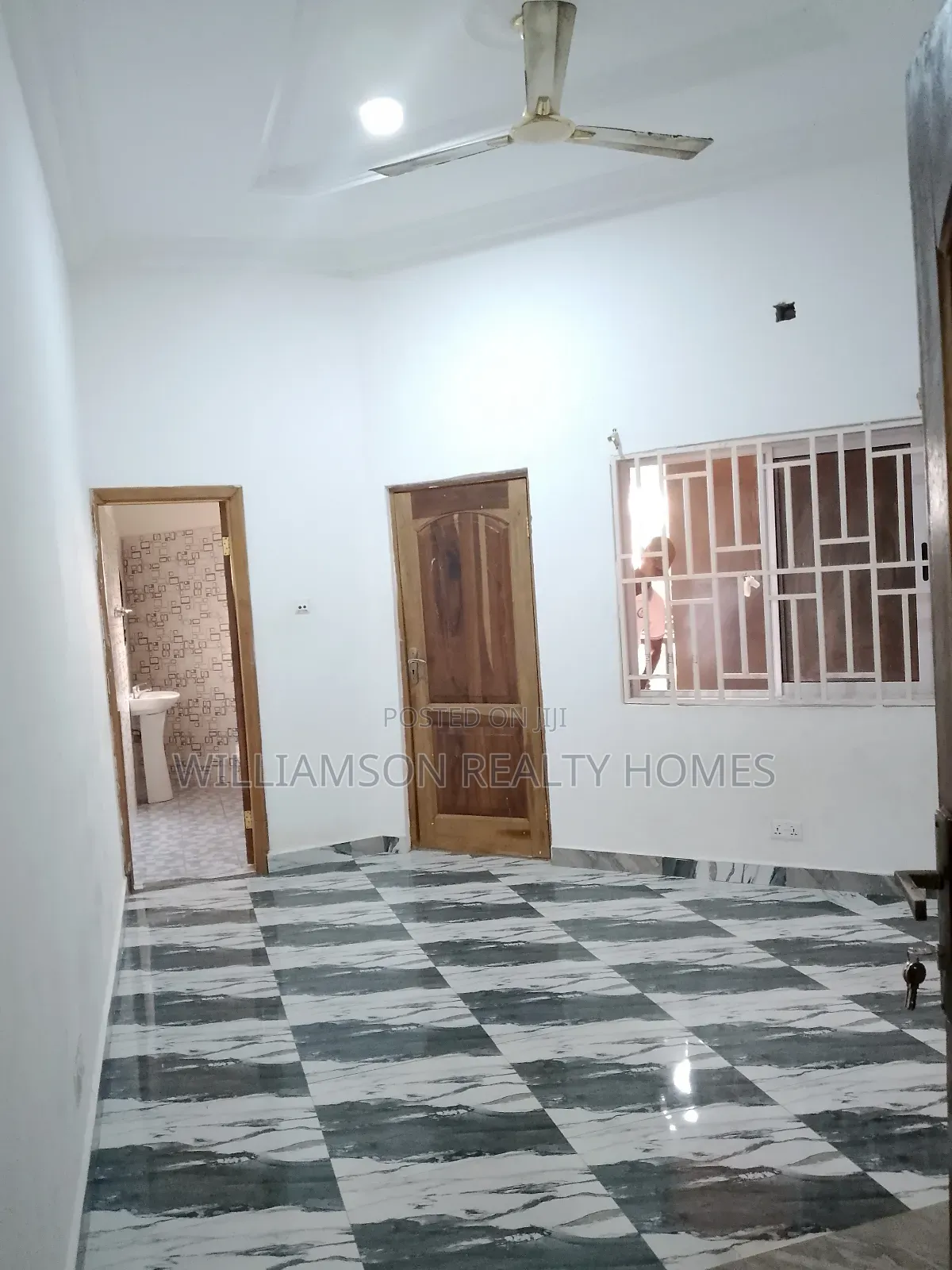 1bdrm Apartment in Hfc Estate Area, Spintex for rent