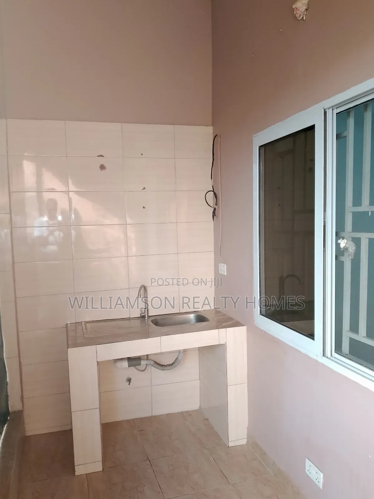 1bdrm Apartment in Hfc Estate Area, Spintex for rent