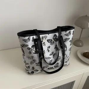 Fashionable Tote Bags