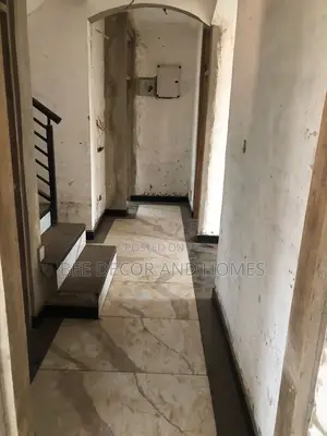 4bdrm House in Bee Decor & Homes, Adenta for sale