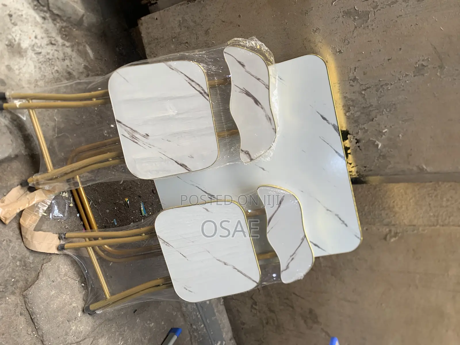 Dinner Table With 2 Chairs