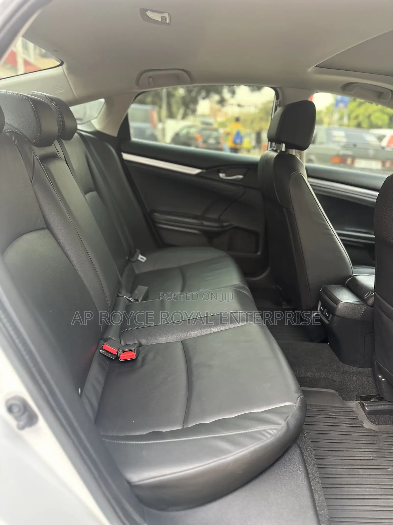 Honda Civic Touring 4dr Sedan (1.5L 4cyl) 2017 White