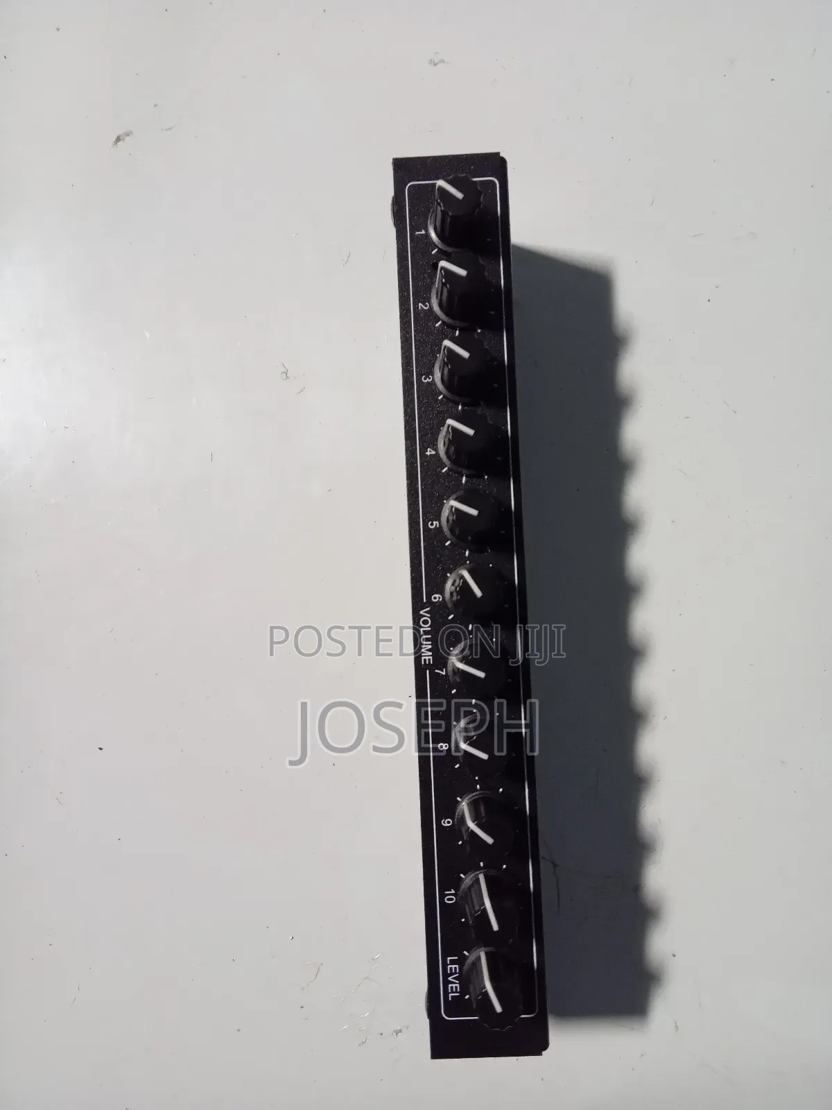 Headphone 10 Inputs Amplifier Splitter