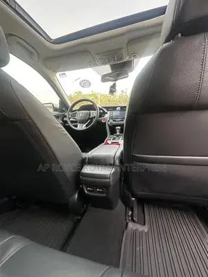 Honda Civic Touring 4dr Sedan (1.5L 4cyl) 2017 White