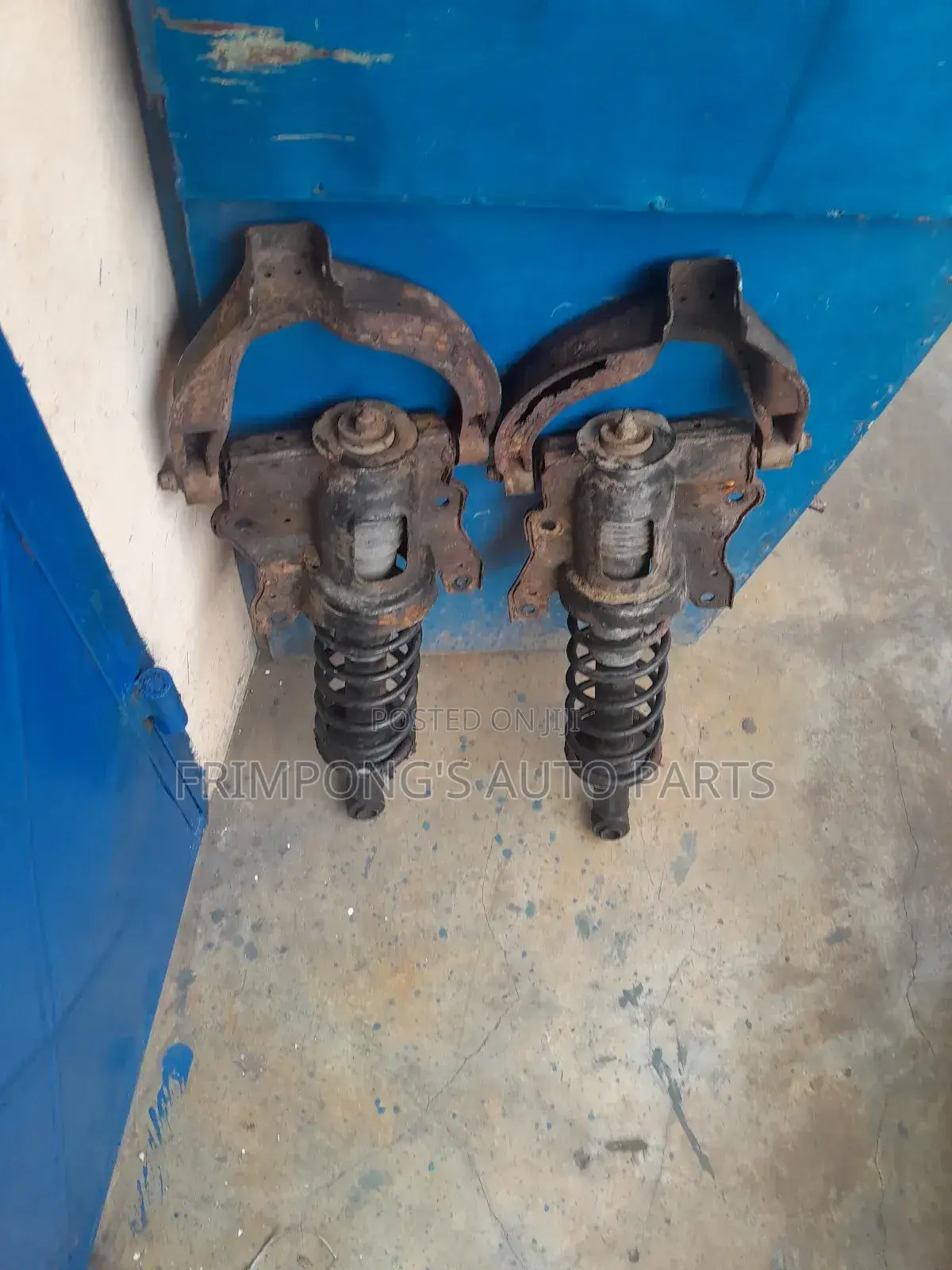 Hyundai Sonata 2000 to 2005 Back Shocks Absorbers