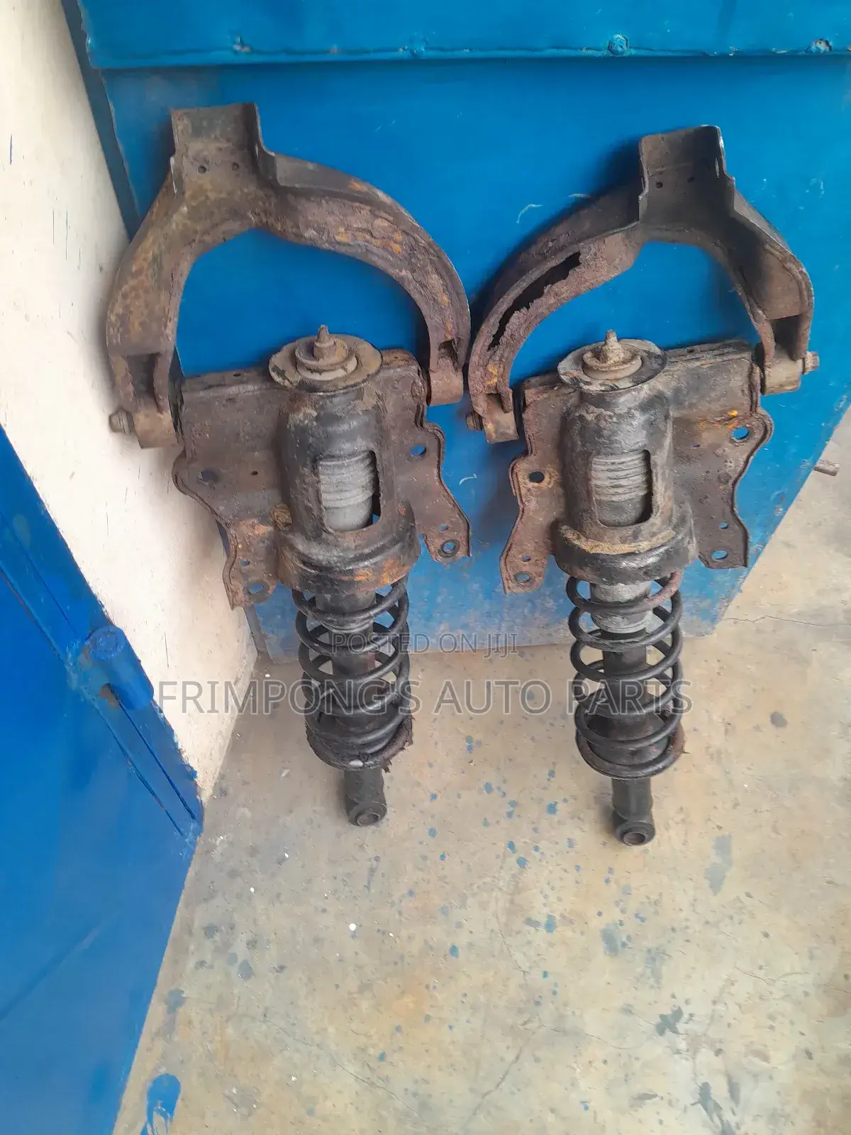 Hyundai Sonata 2000 to 2005 Back Shocks Absorbers