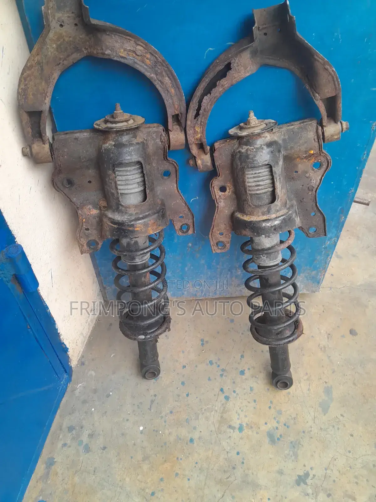 Hyundai Sonata 2000 to 2005 Back Shocks Absorbers