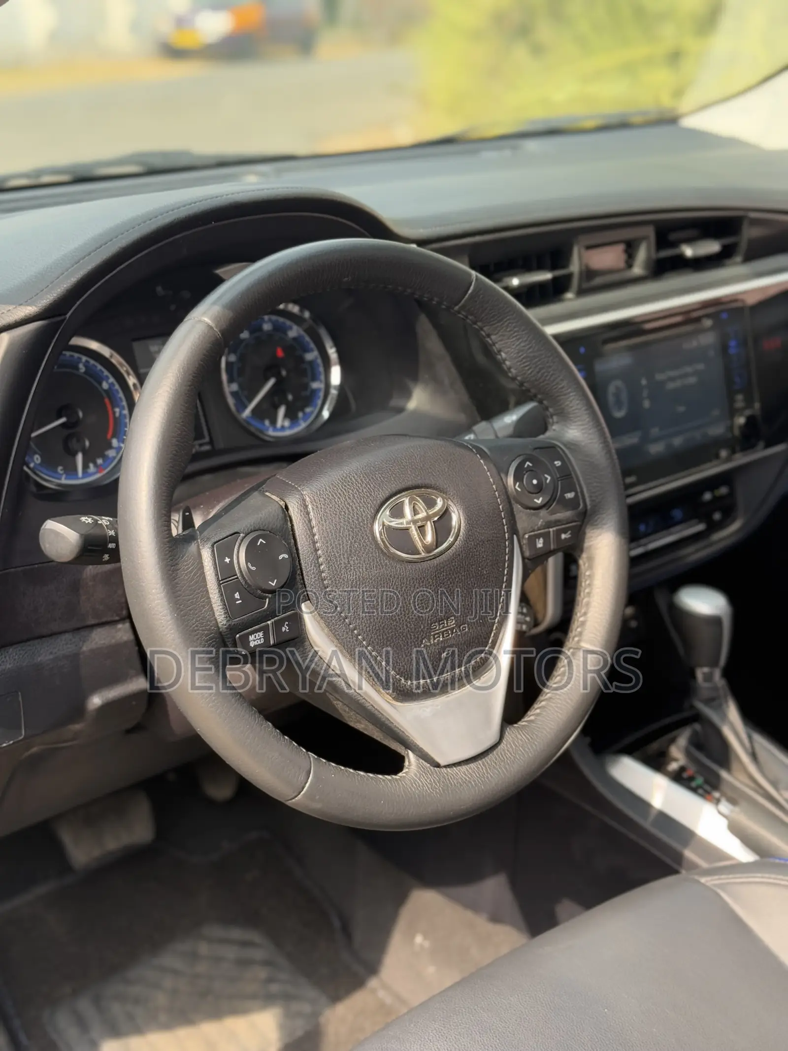 Toyota Corolla XSE (1.8L 4cyl 2A) 2018 Black