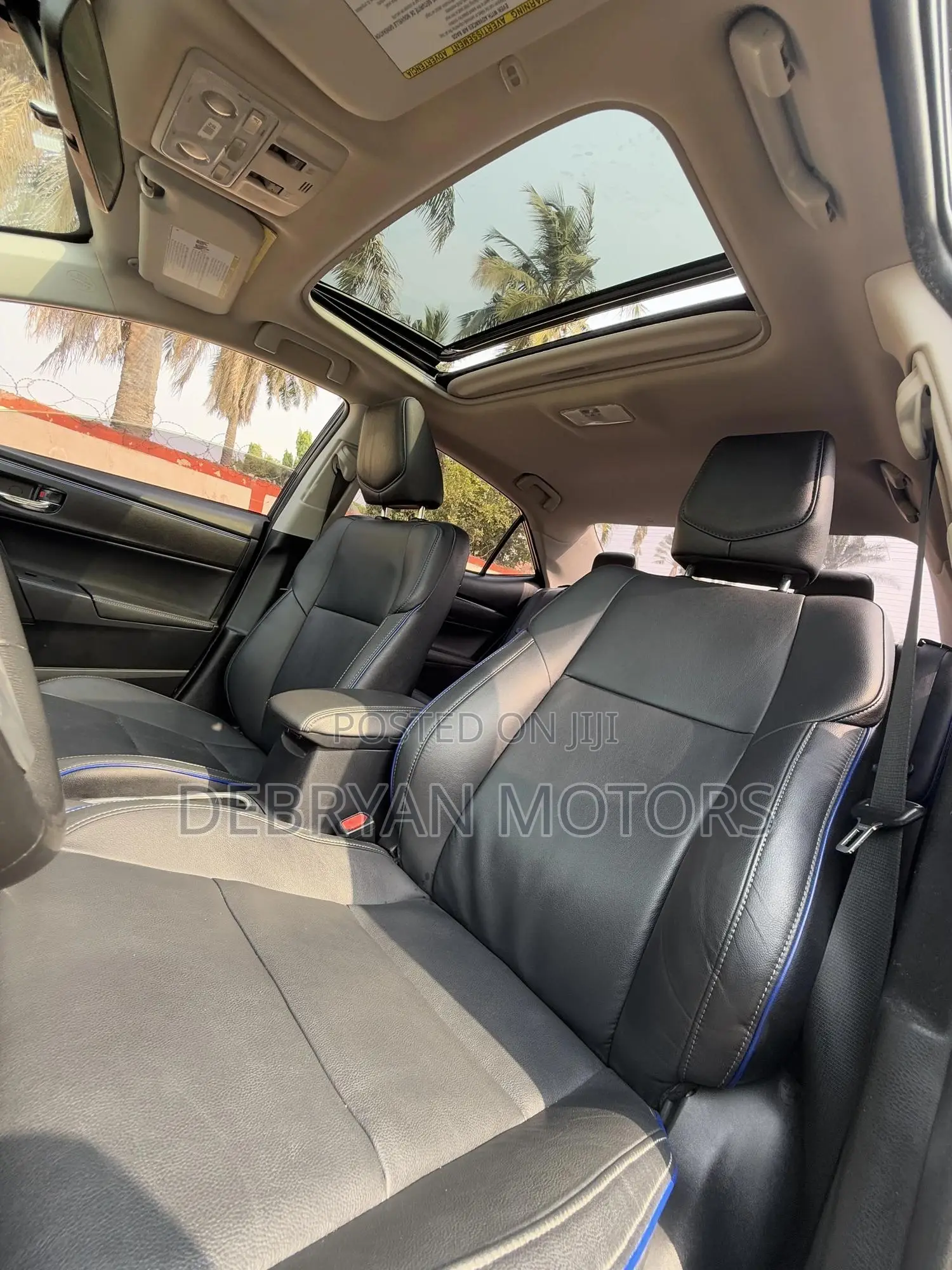 Toyota Corolla XSE (1.8L 4cyl 2A) 2018 Black