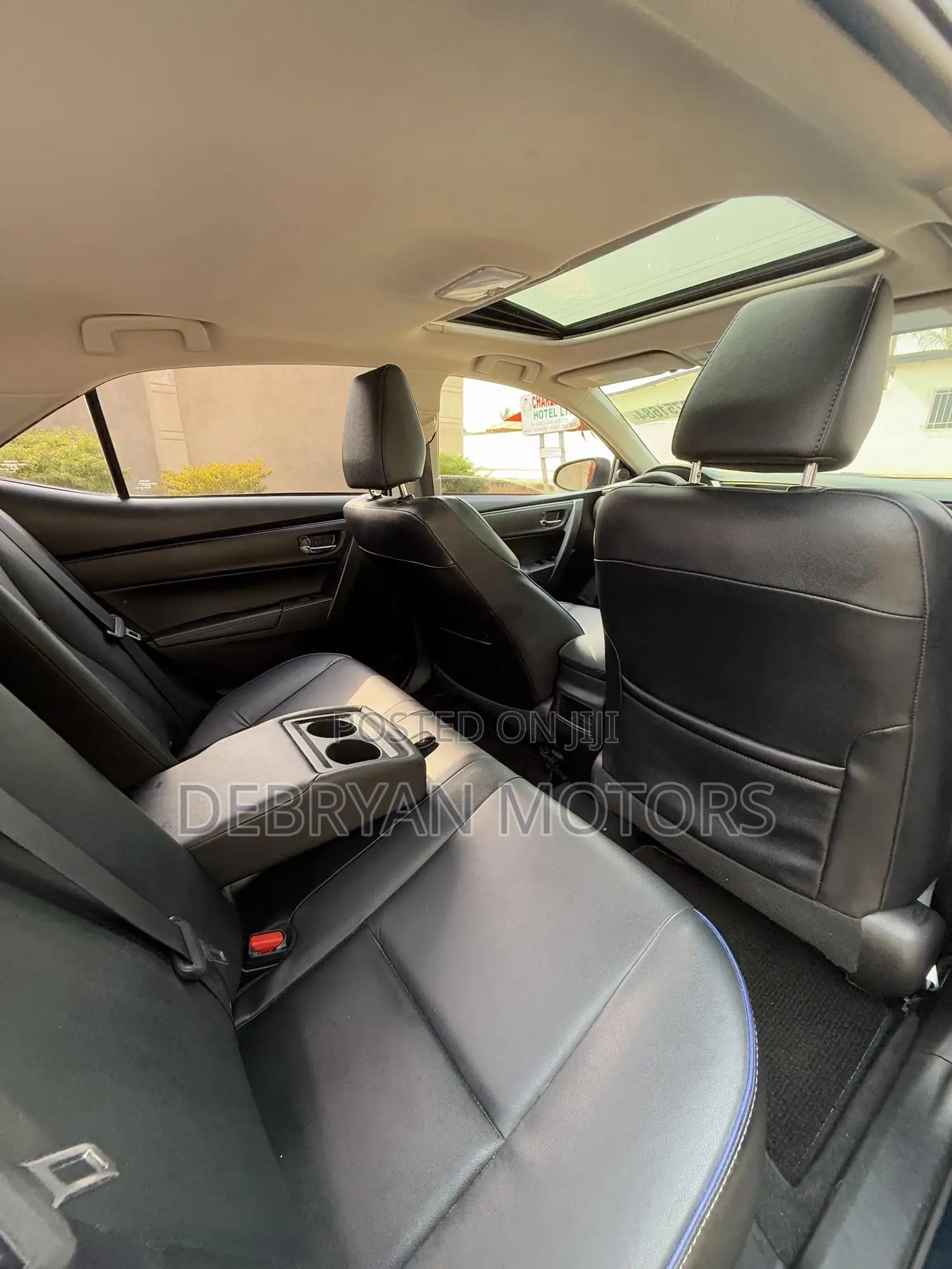 Toyota Corolla XSE (1.8L 4cyl 2A) 2018 Black