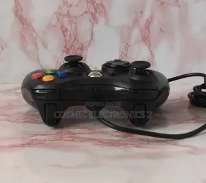 Xbox 360 Game Controller