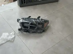 Tacoma 2016 23 Headlight Pair Full LED Spec