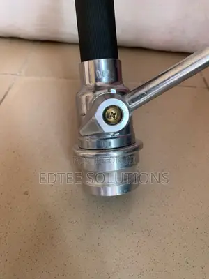 21⁄2 Hand Control Branch Pipe