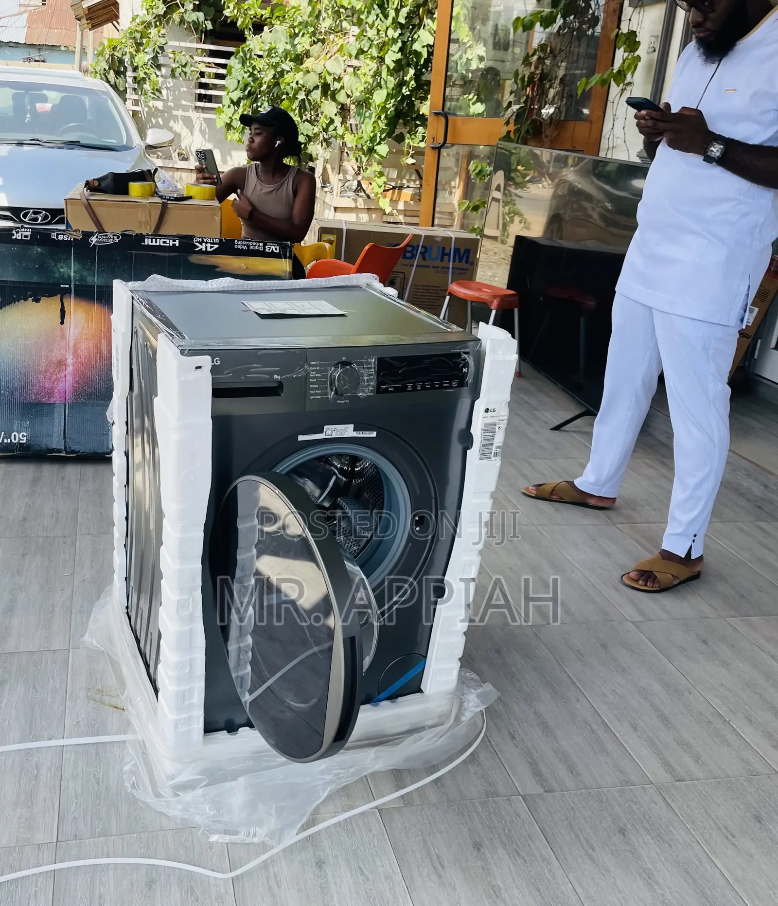 Fantastic Lg F2t2tym1s 8kg Front Load Washing Machine.