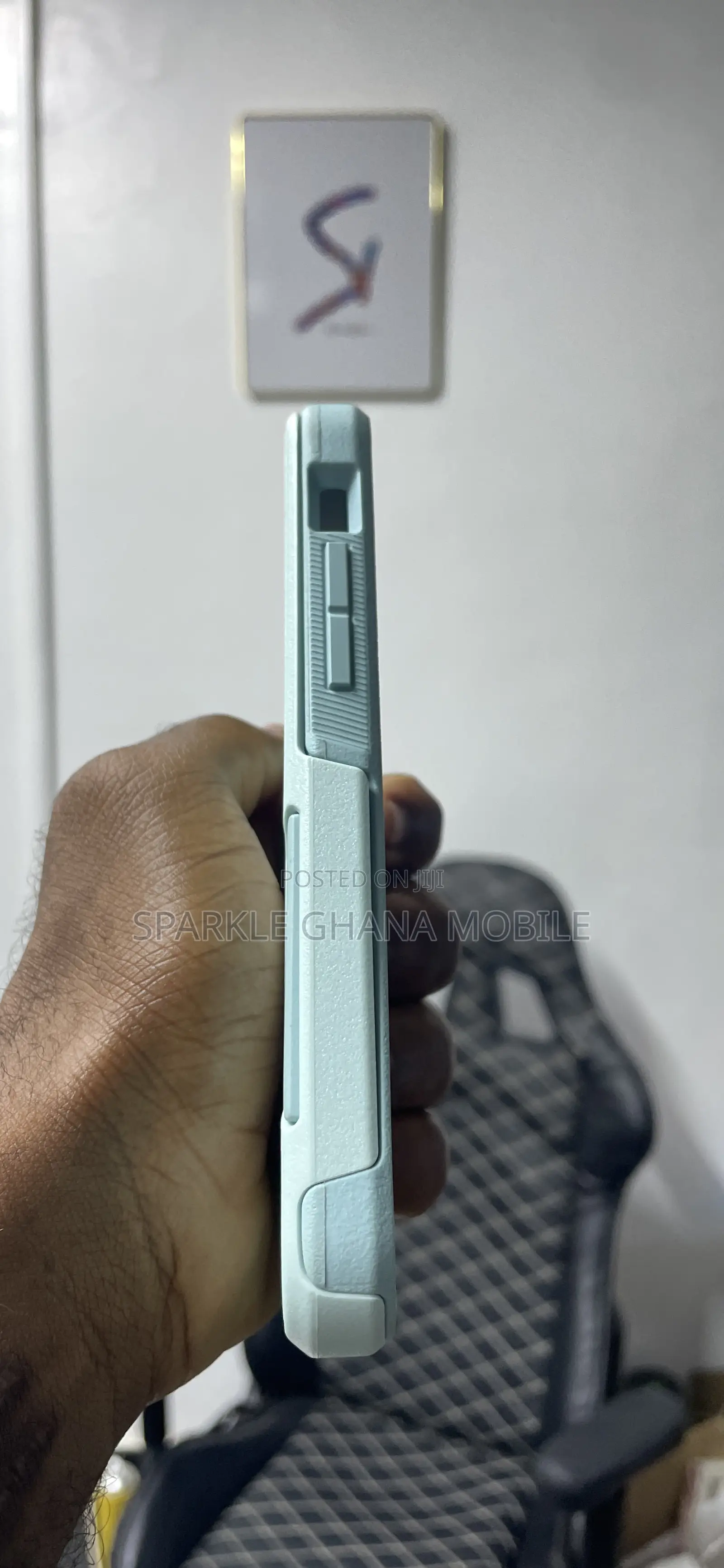 iPhone 11 (Otter Box) Back Case