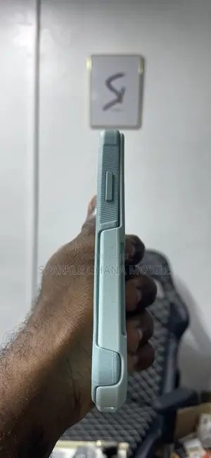 iPhone 11 (Otter Box) Back Case