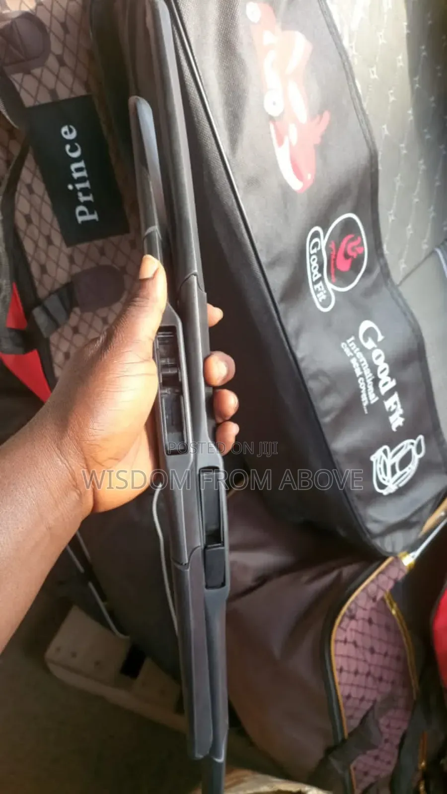 Lockers Wiper Blade Available for All Cars Call Us