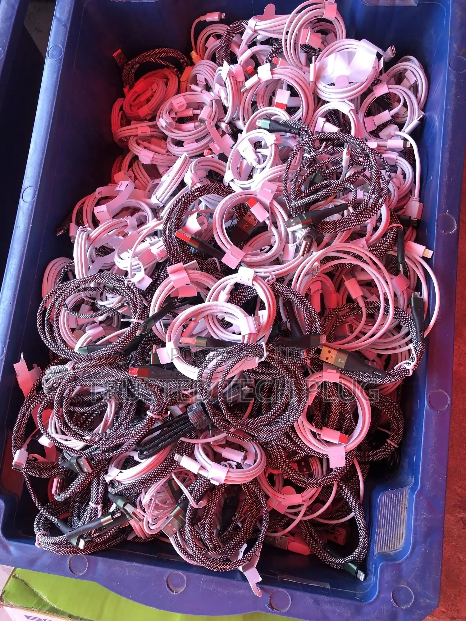Original Charger Cables With Adapters From America in Stock