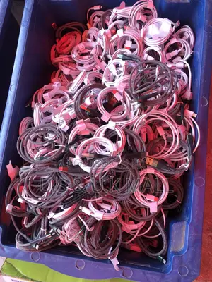 Original Charger Cables With Adapters From America in Stock