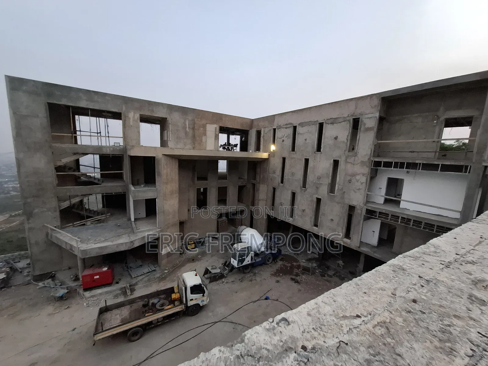 3 Plots Peduase Lodge Aburi
