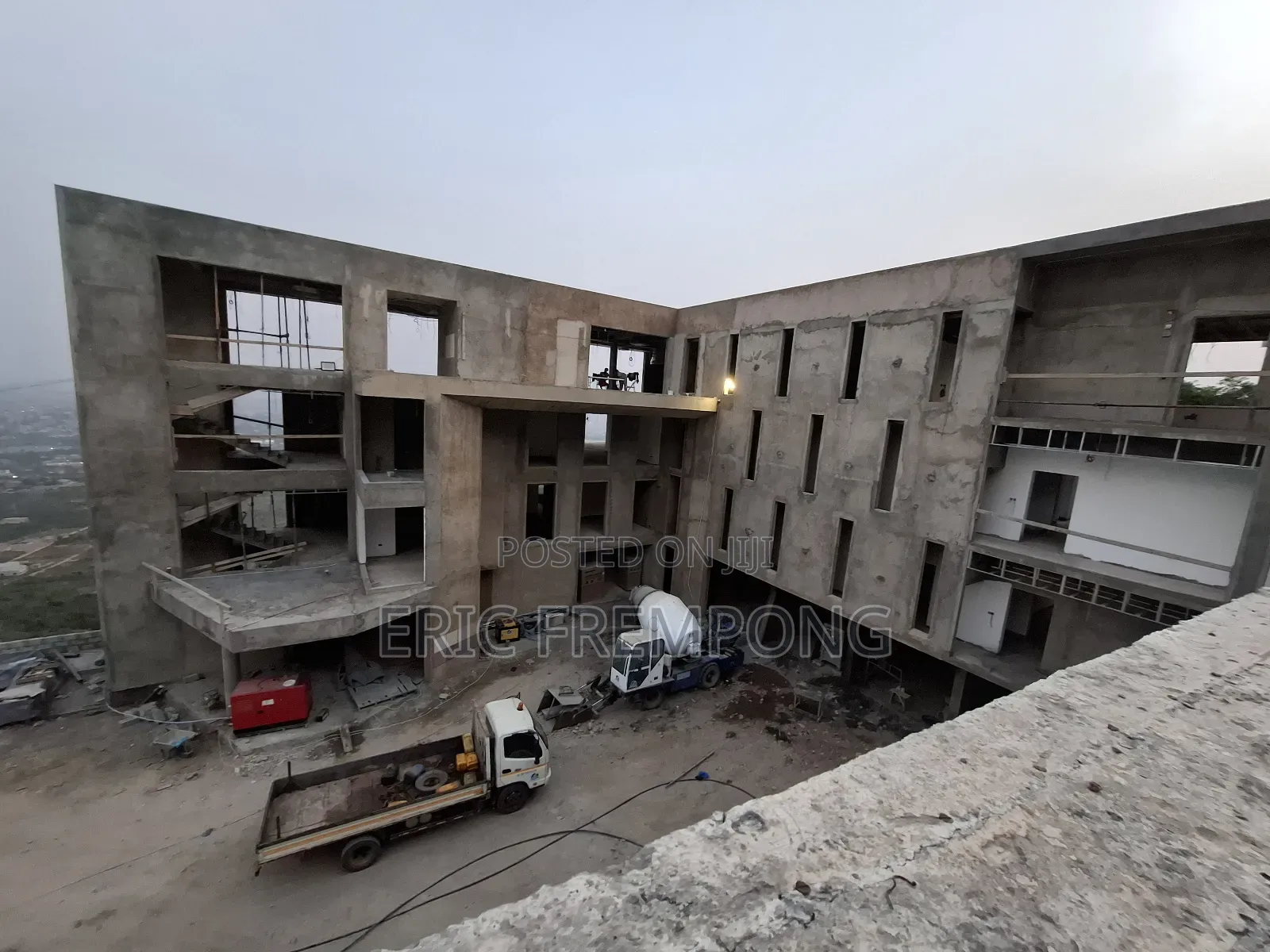 3 Plots Peduase Lodge Aburi