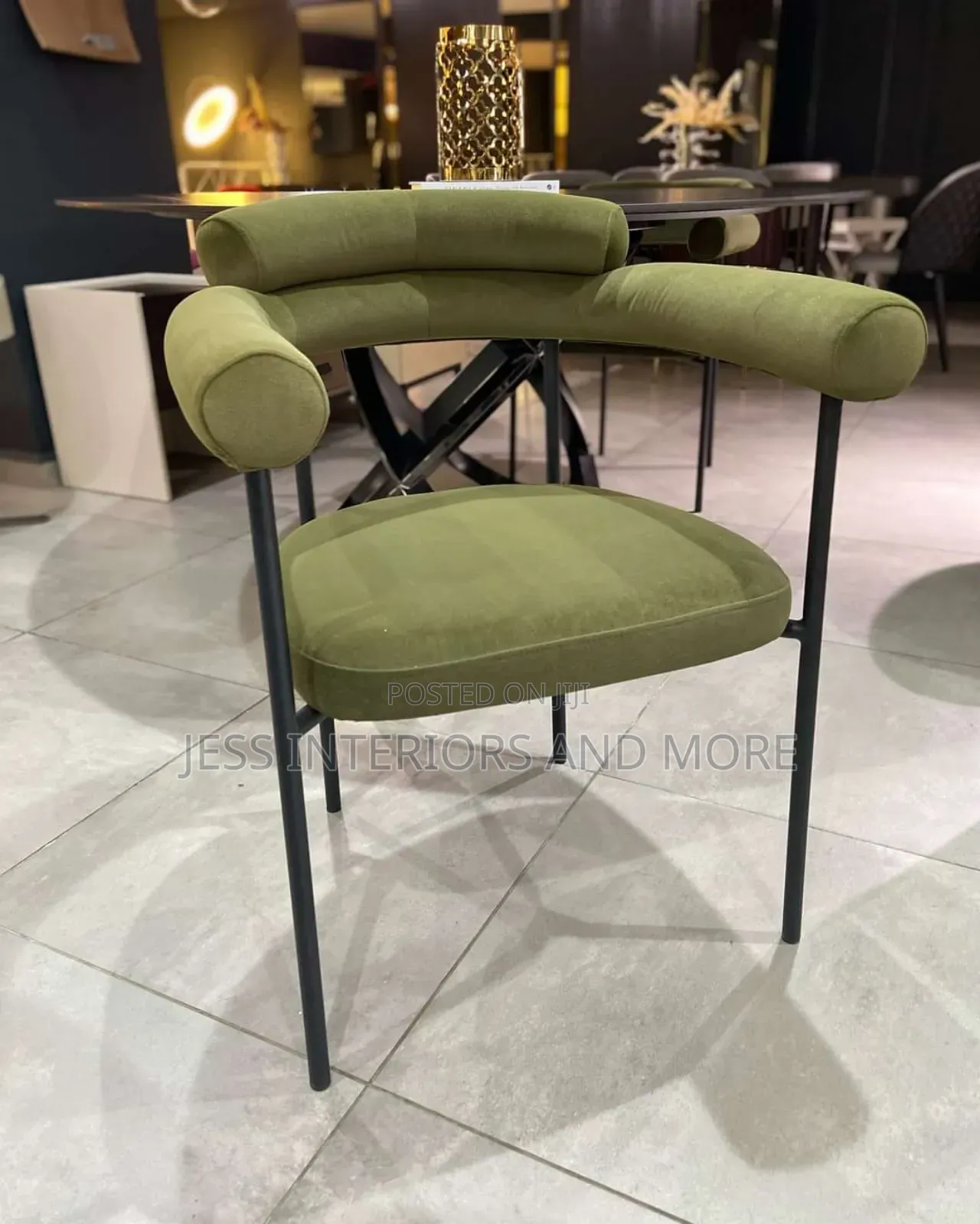 Curved Back Dining Chair