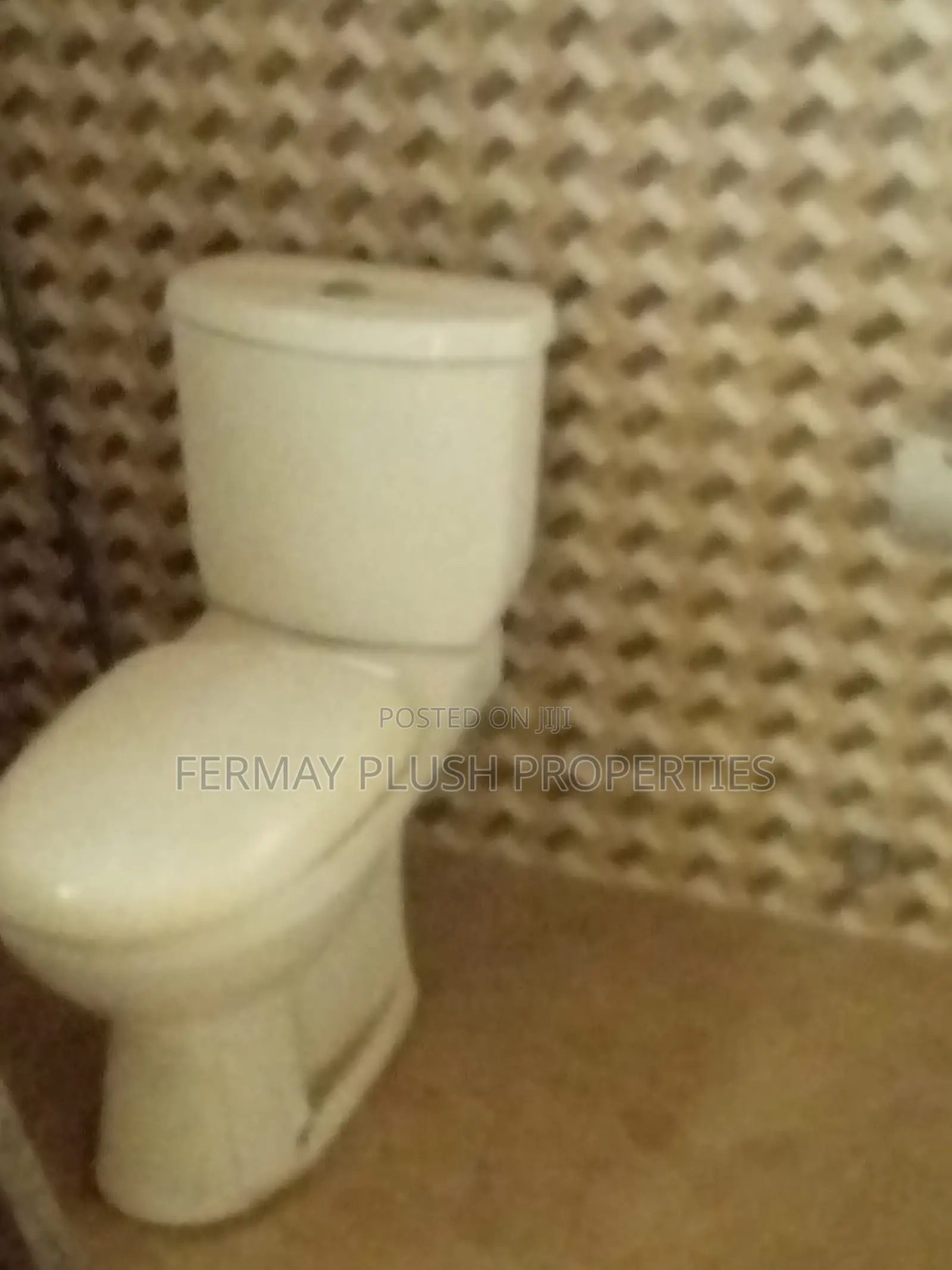 6bdrm Mansion in Home Gh, Accra Metropolitan for sale