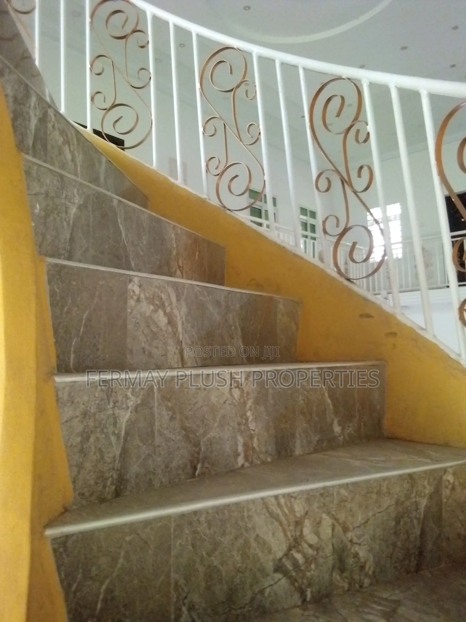 6bdrm Mansion in Gh Home, Accra Metropolitan for sale
