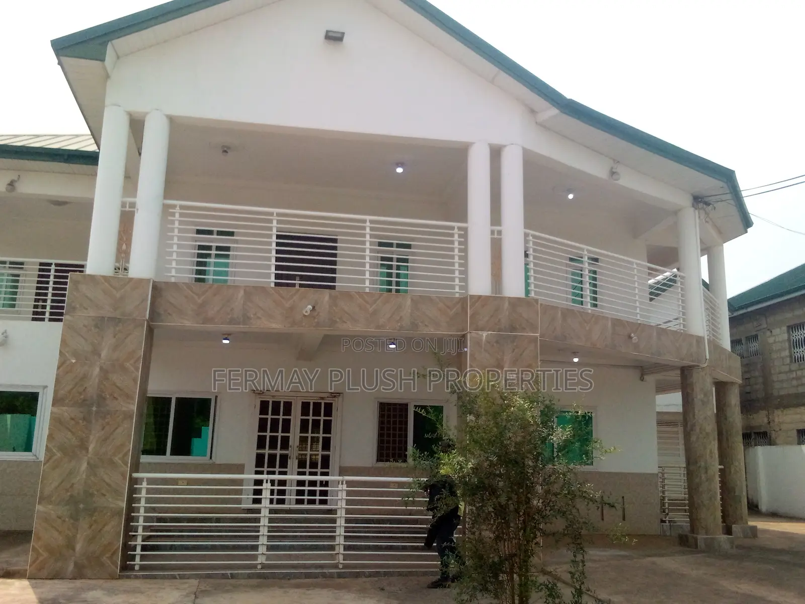6bdrm Mansion in Gh Home, Accra Metropolitan for sale