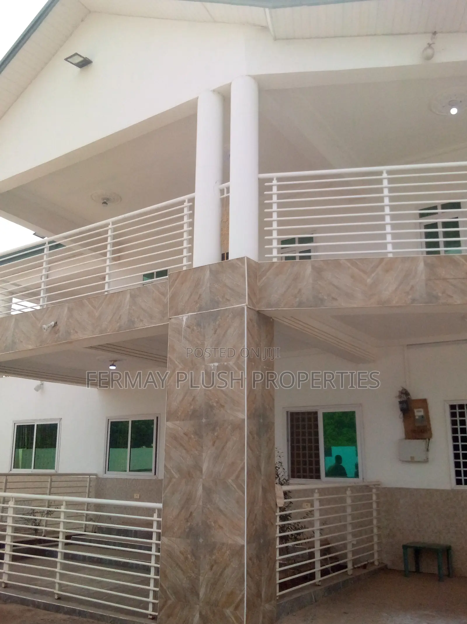6bdrm Mansion in Gh Home, Accra Metropolitan for sale