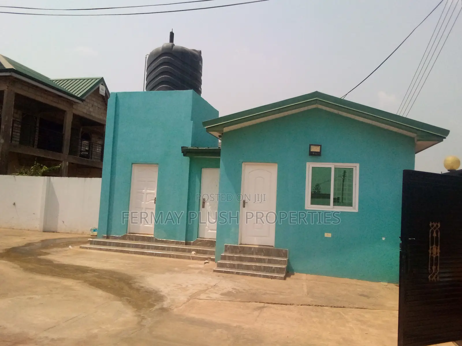 6bdrm Mansion in Gh Home, Accra Metropolitan for sale