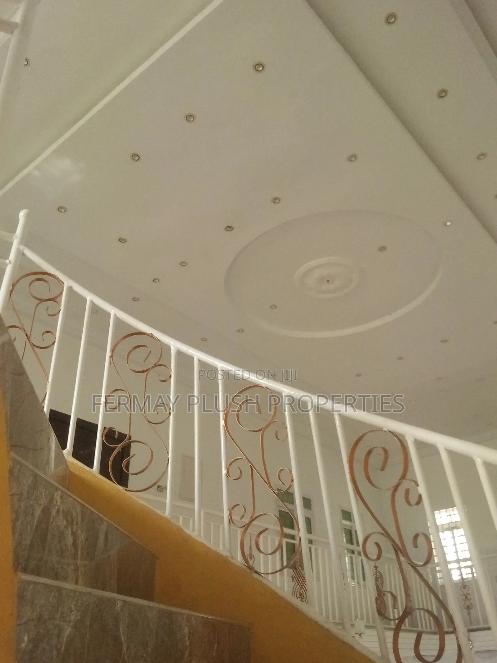 6bdrm Mansion in Gh Home, Accra Metropolitan for sale