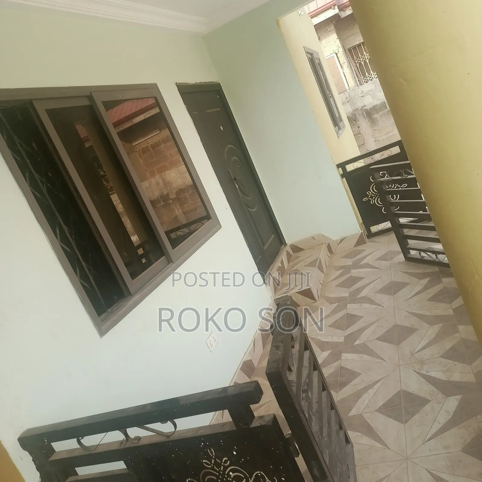 2bdrm Apartment in Dr Roko, Ablekuma for rent