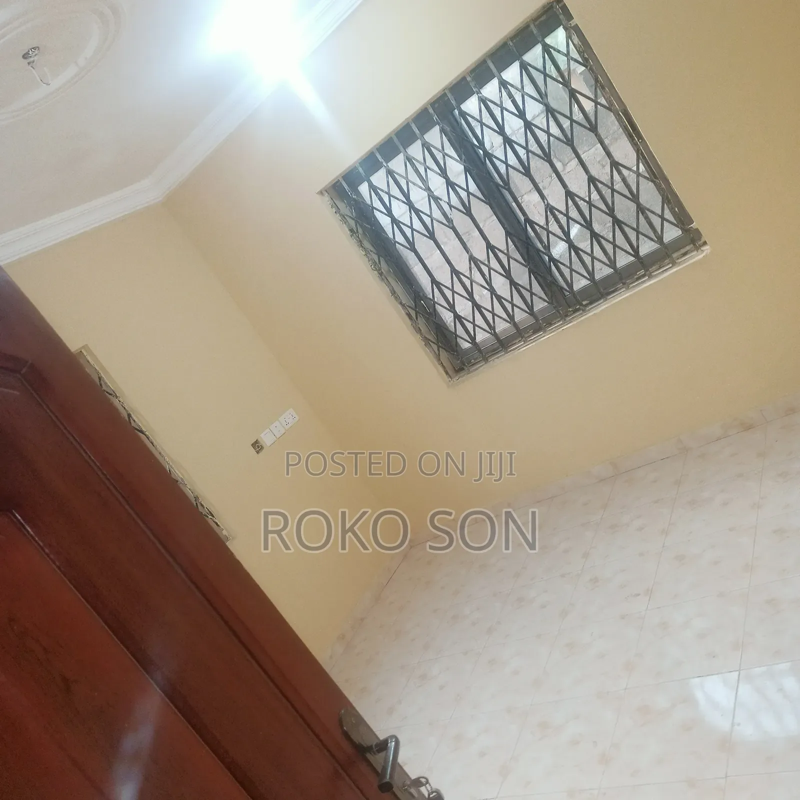 2bdrm Apartment in Dr Roko, Ablekuma for rent