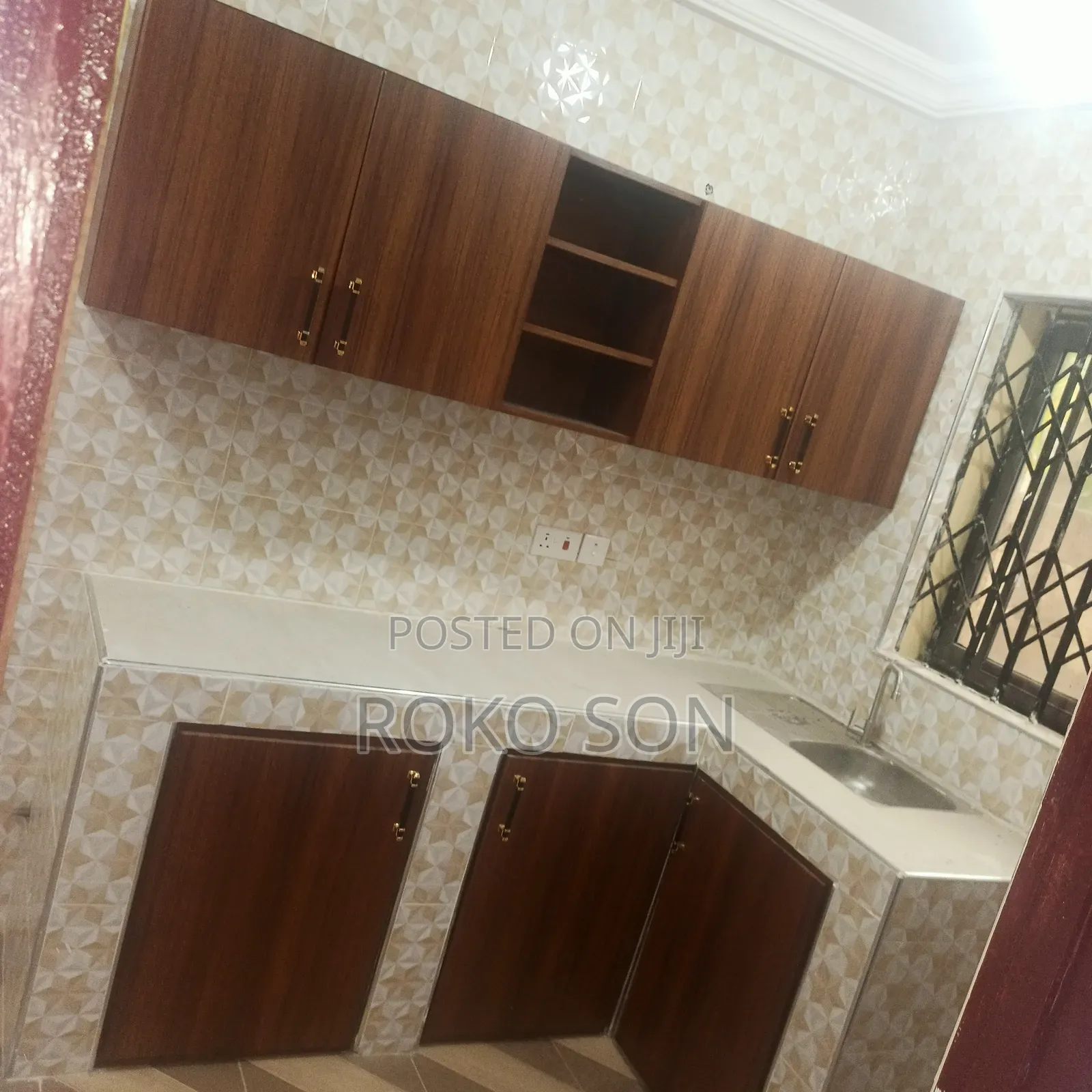 2bdrm Apartment in Dr Roko, Ablekuma for rent