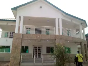 Newly Built 6 Bedroom House