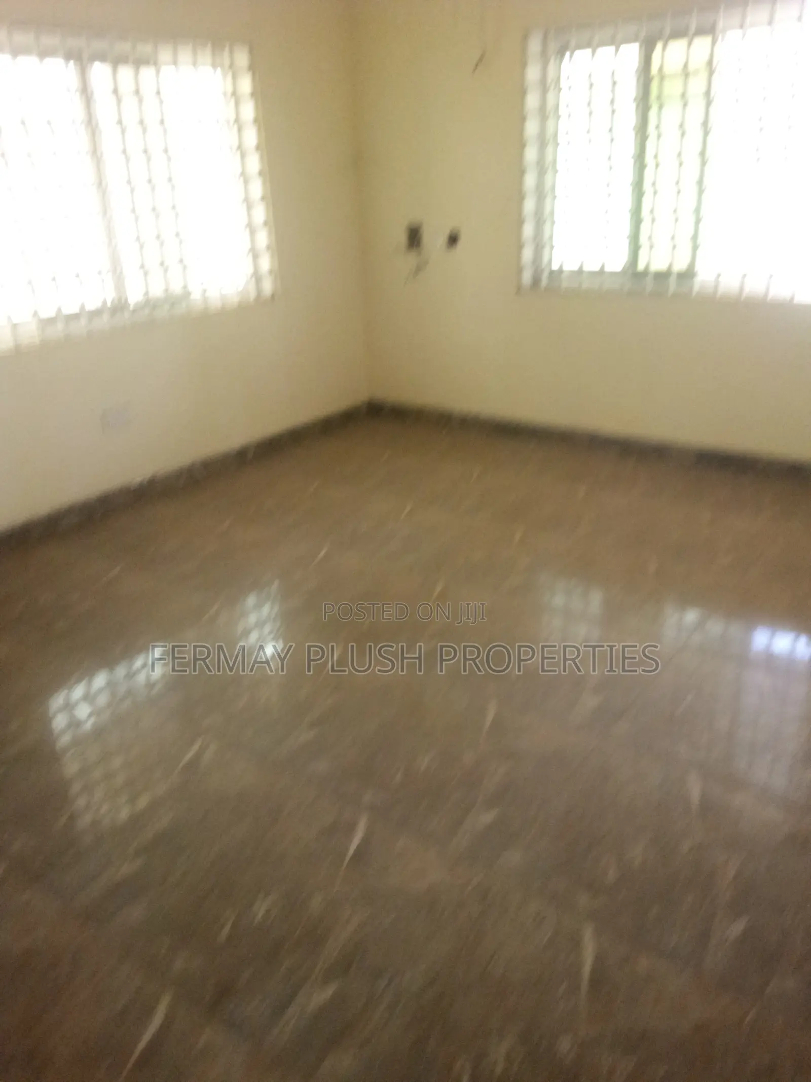 Newly Built 6 Bedroom House