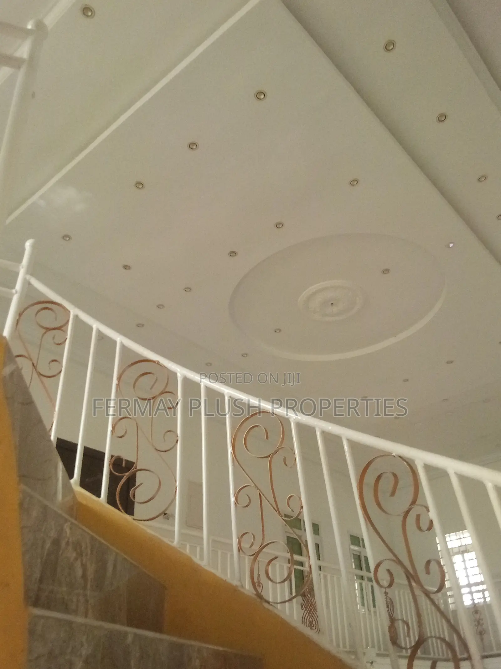 Newly Built 6 Bedroom House