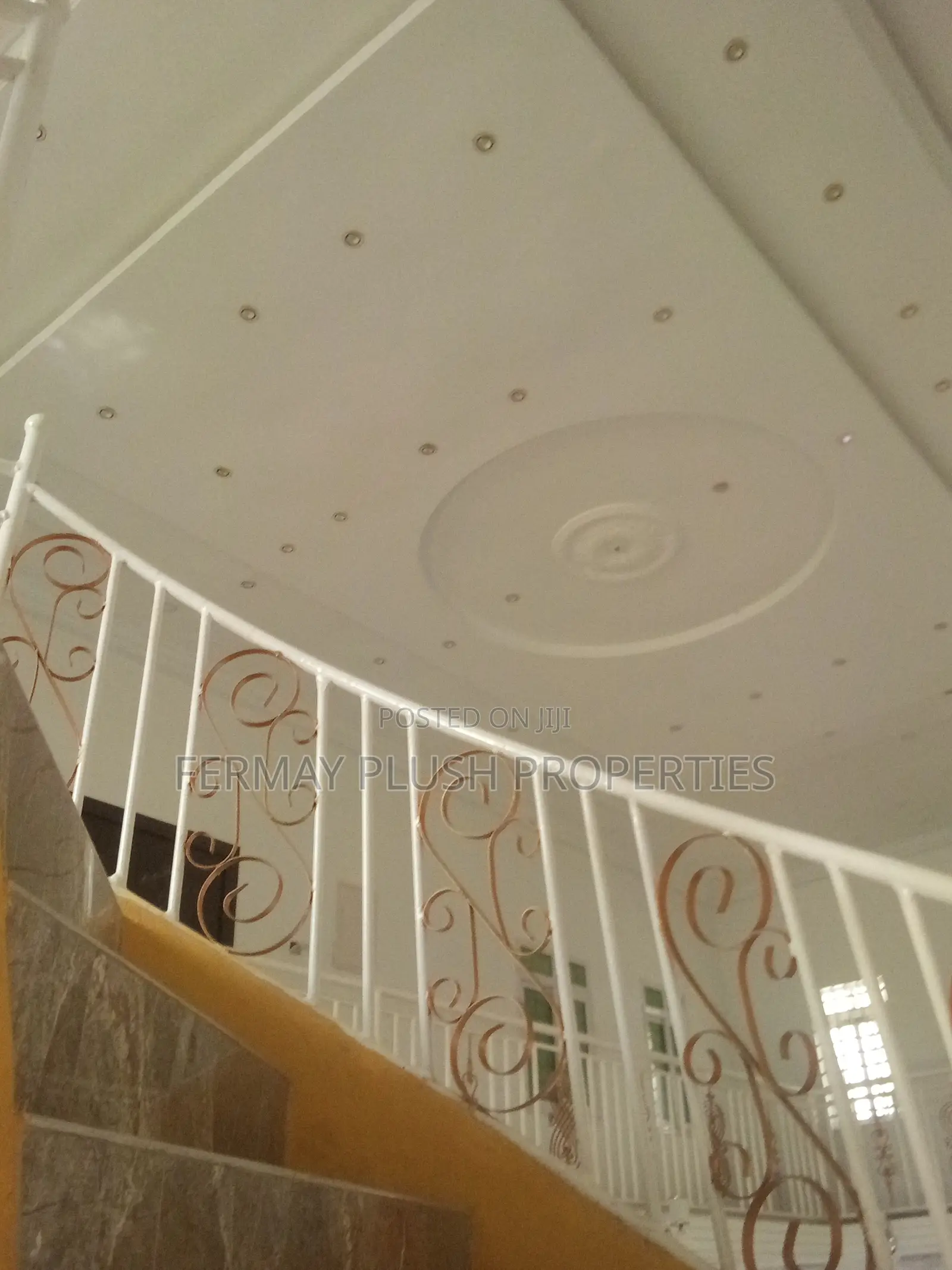 Newly Built 6 Bedroom House