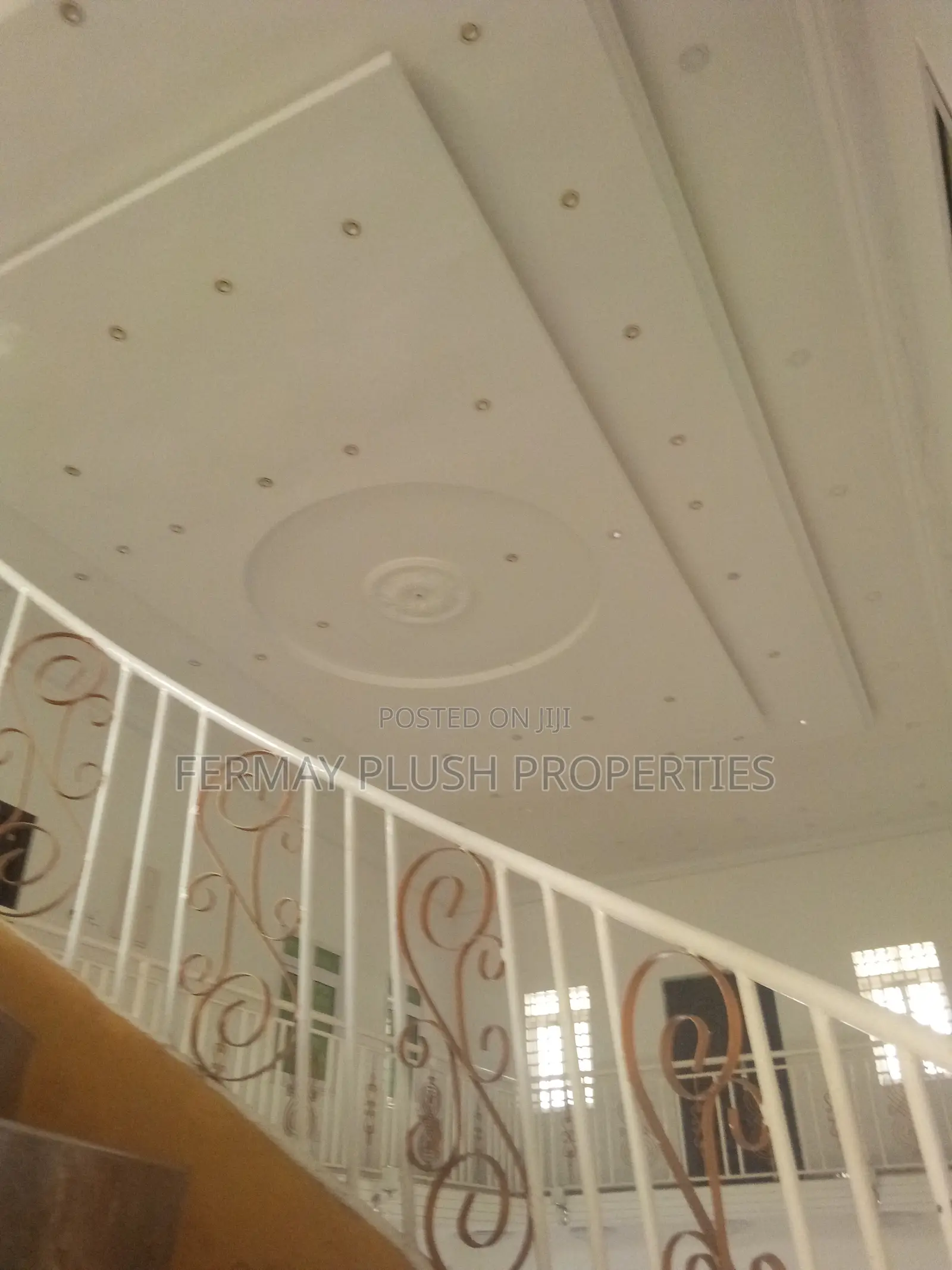 6bdrm Mansion in Gh Home, Accra Metropolitan for sale